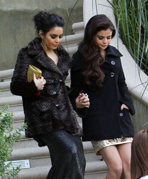 Selena Gomez & Vanessa Hudgens Head To The Golden Globes