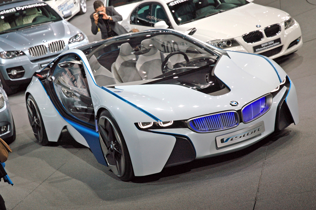 BMW تطلق سياره بتصميم يسمي Vision Efficient Dynamics