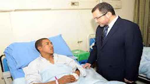 بالصور مرسي يزور مريض بالمعادي وقنديل يزور نفس المريض بالبدرشين