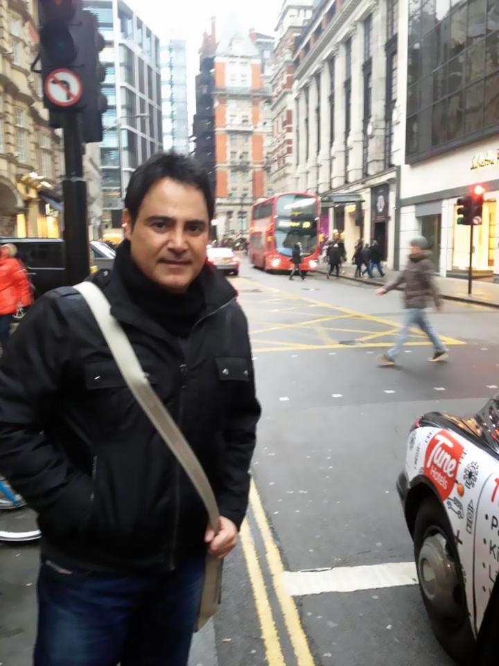 صور عاصي وزرجته في لندن 2013 - بالصور عاصي الحلاني وزوجته يتسوقان في لندن 2013