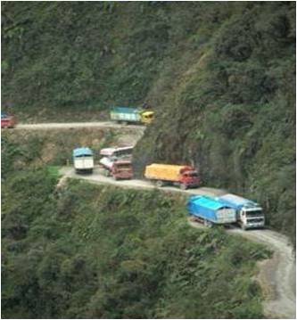 بالصور أخطر الطرق الجبلية في العالم