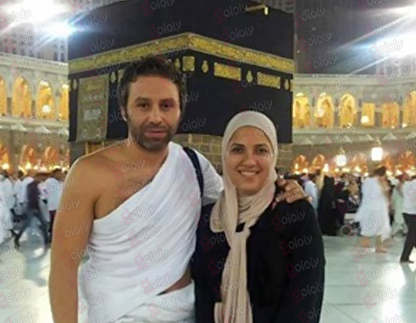 صور حازم امام وزوجته بملابس الاحرام اثناء اداء العمرة