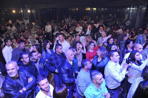 صور حفلة فارس كرم في زغرتا 2013