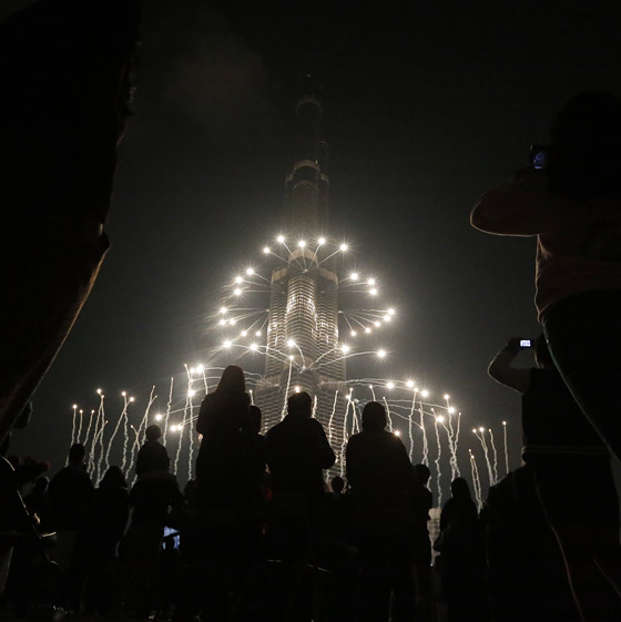 صور الاحتفالات برأس السنة في دبي 2013 - صور الاحتفالات بالعام الجديد 2013