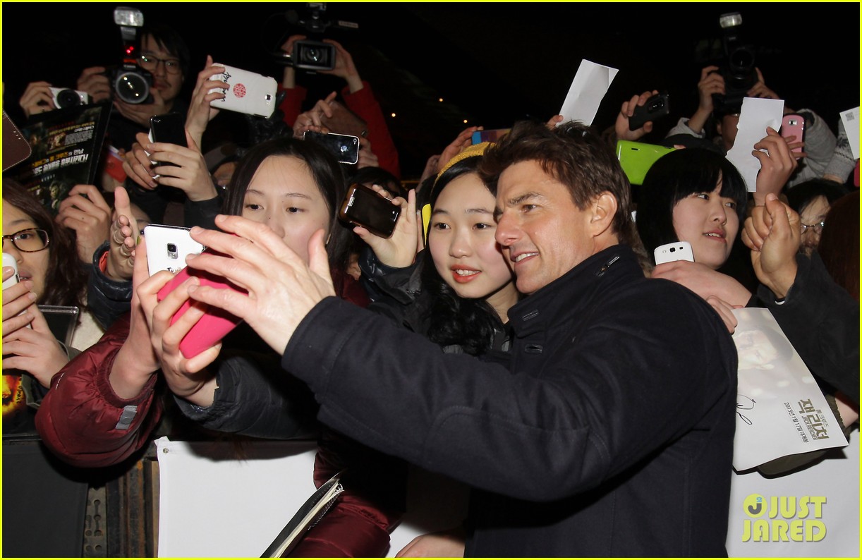 Tom Cruise & Rosamund Pike: 'Jack Reacher' Busan Screening