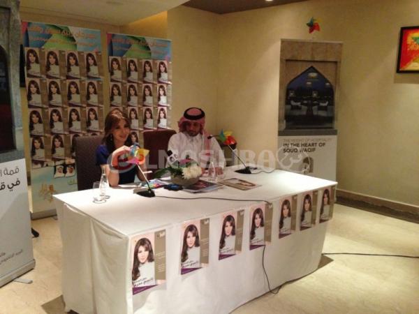 صور نانسي عجرم في المؤتمر الصحفي بعد حفلها في مهرجان ربيع سوق واقف 2013