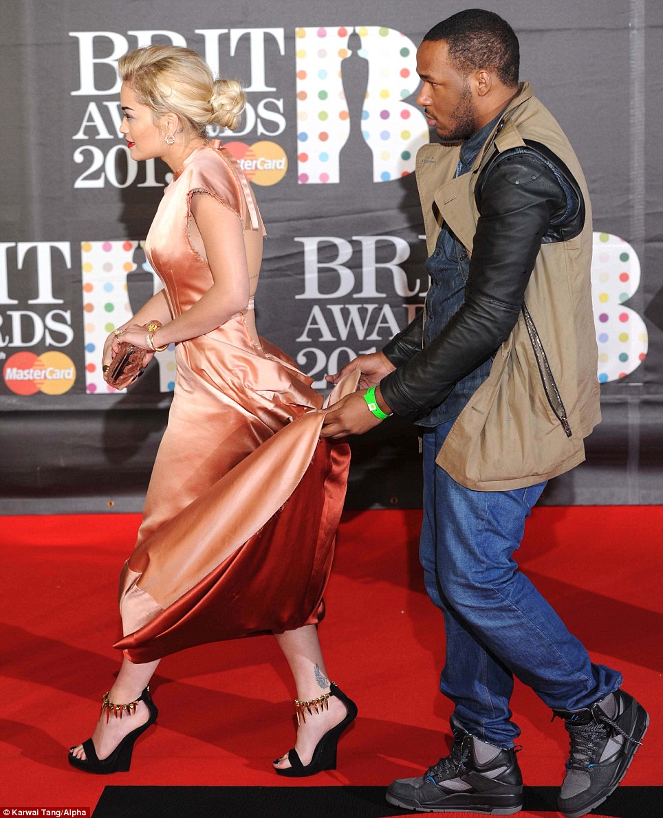 صور  النجمات في حفل BRIT Awards 2013