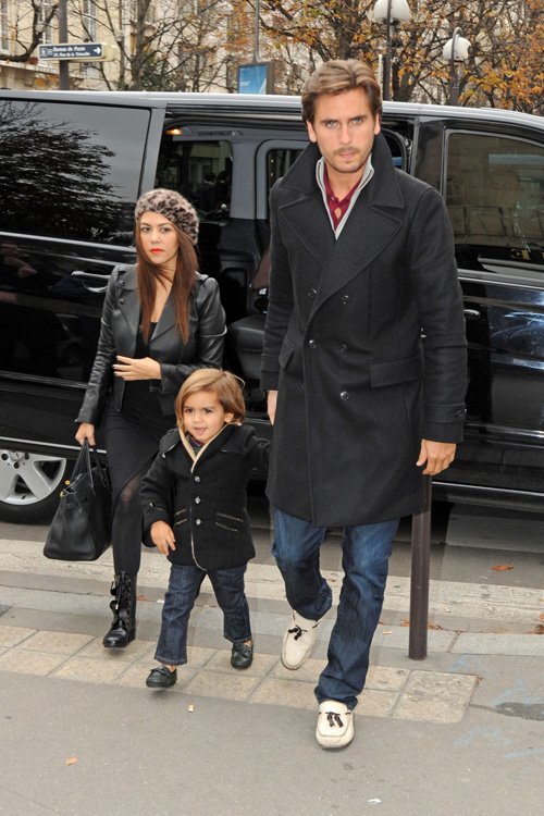 Kourtney Kardashian and Scott Disick Retail Romp In Paris