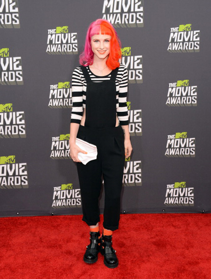 بالصور أسوأ 6 إطلالات من حفل 2013 MTV Movie Awards