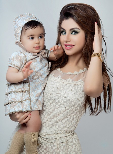 صور حليمه بولند مع ابنتها ماريا