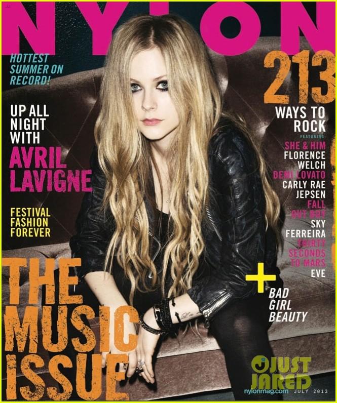 صور النجمة أفريل لافين - احدث صور أفريل لافين 2014 - 2014 Avril Lavigne
