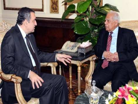 صور الدكتور حازم الببلاوى رئيس وزراء مصر الجديد