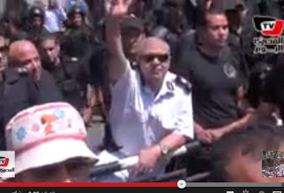 بالفيديو قيادي في الشرطة المصرية الشرطة تتحرش بـ كاميرا المصري اليوم