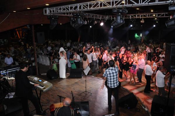 صور سابين في حفل بنشعي 2014 - صور فستان سابين في حفل بنشعي