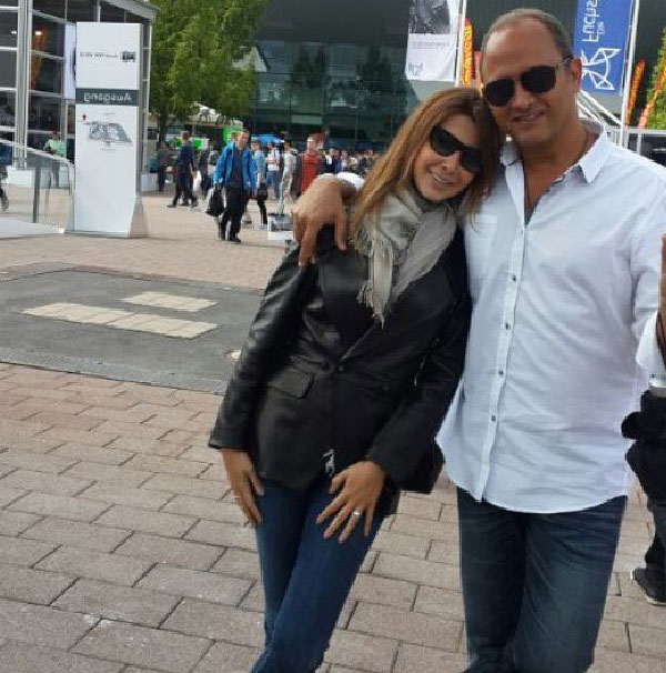 صور نانسي عجرم في معرض فرانكفورت للسيارات 2013 برفقة زوجها الطبيب فادي الهاشم