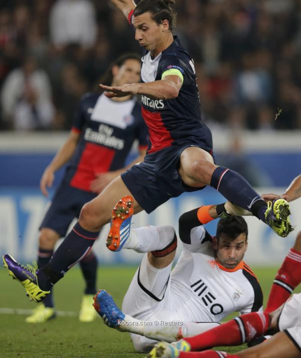 ملخص واهداف مباراة باريس سان جيرمان وبنفيكا في دوري الابطال اليوم الاربعاء 2/10/2013