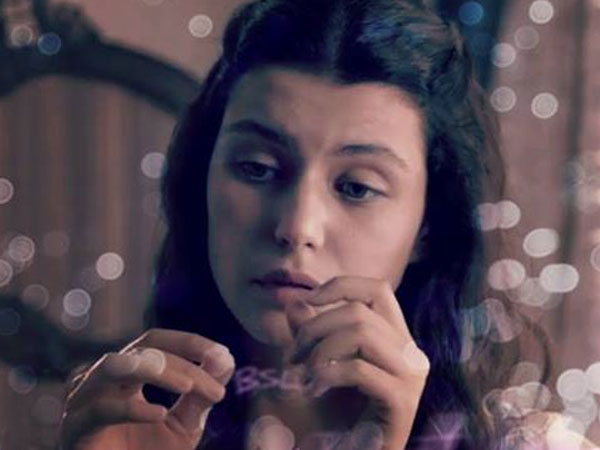 صور الفنانة التركية بيرين سات بشخصية عمياء وصماء من احدث افلامها 2013