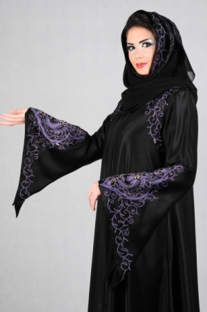صور عبايات سعودية للخروجات على الموضة 2014