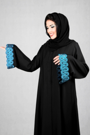 صور عبايات سعودية للخروجات على الموضة 2014