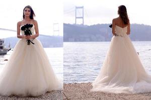 صور بيرين سآت بفستان زفاف من تصميم vera wang 2014