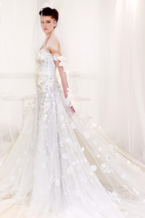 صور فساتين زفاف جنان للافراح 2014