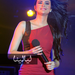 صور سلمى رشيد في مهرجان يا سلام في ابوظبي 2013