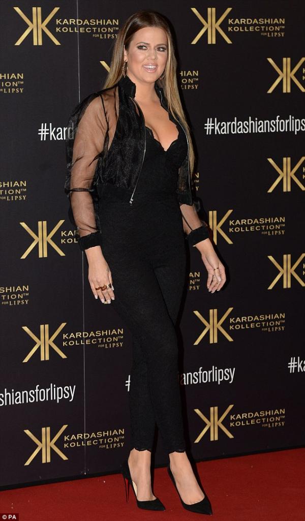 صور كلوي كارداشيان في حفل اطلاق مجموعة Kardashian Kollection