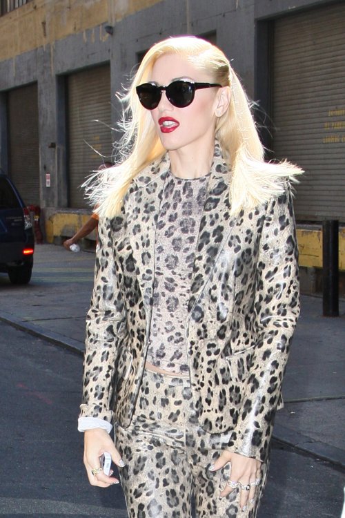 Gwen Stefani Shows Off Sexy Style in NYC