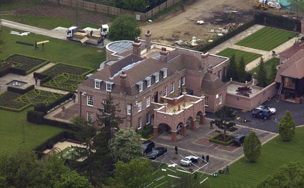 صور منزل ديفيد بيكهام وفيكتوريا الجديد في لندن بقيمة 65 مليون دولار