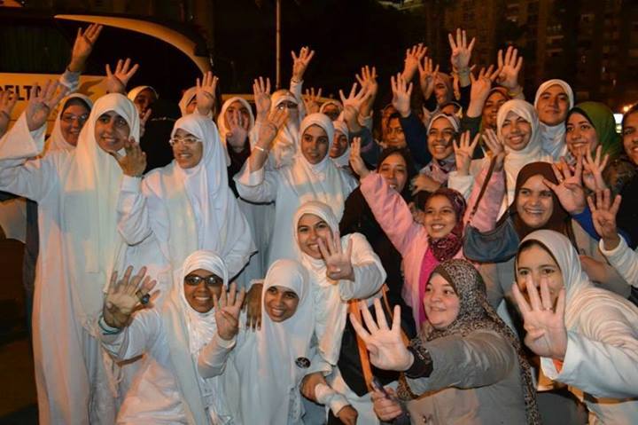 صور خروج فتيات 7 الصبح من السجن , صور بنات 7 الصبح بالاسكندرية
