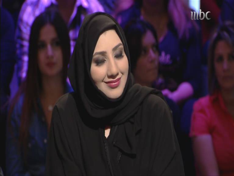 صور الكاتبة السعودية سارة العليوي في برنامج نورت مع اروى 2013 , صور سارة العليوي 2014