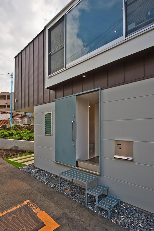 شاهد صور اصغر منزل في العالم في اليابان لسنة 2013
