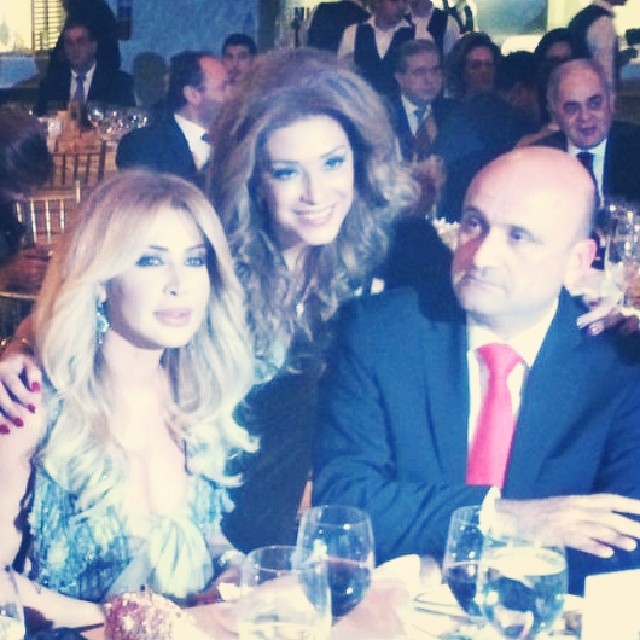 بالصور نوال الزغبي افضل مطربية لبنانية لسنة 2013
