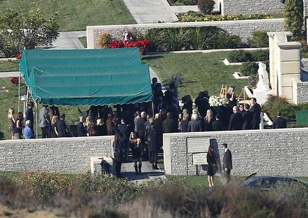 صور جنازة النجم الامريكي بول ووكر في لوس أنجلوس