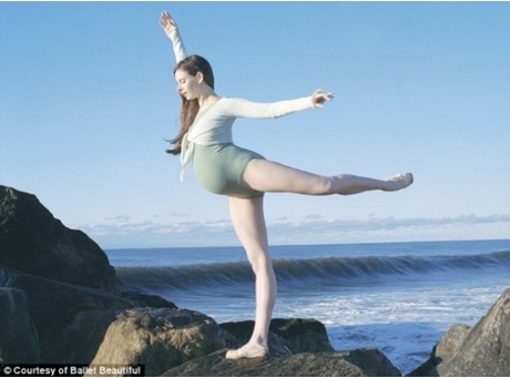 امريكية ترقص الباليه وهي جامل وقبل ولادتها بالصور
