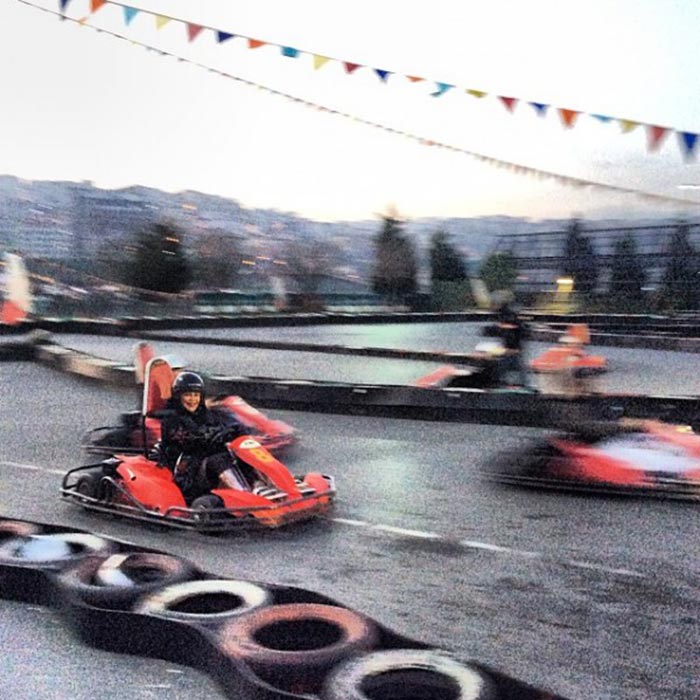 شاهد بالصور احلام تشارك في سباق السيارات في تركيا 2013