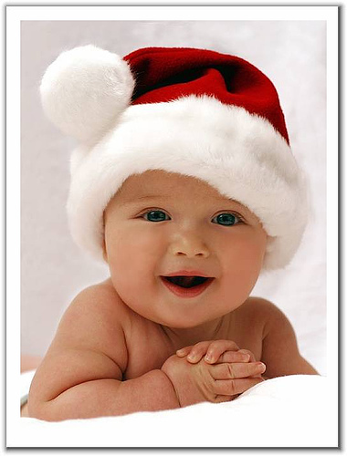 صور أطفال كيوت بزي بايا نويل 2014 , صور أطفال حلوين لرأس السنة merry christmas 2014