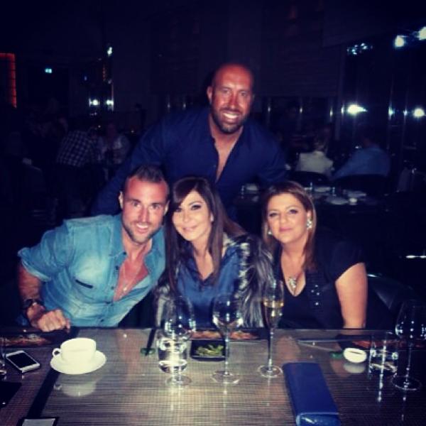 صور اليسا مع مع أصدقائها في دبي 2014 , صور اليسا في حفلة راس السنة في دبي 2013