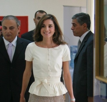 بالفيديو ميشيل حايك الملكة رانيا بحاجة للحماية في 2014