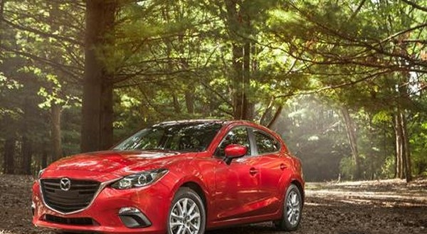 صور ومواصفات وسعر سيارة مازدا 3I هاتشباك 2014 Mazda 3I Hatchback