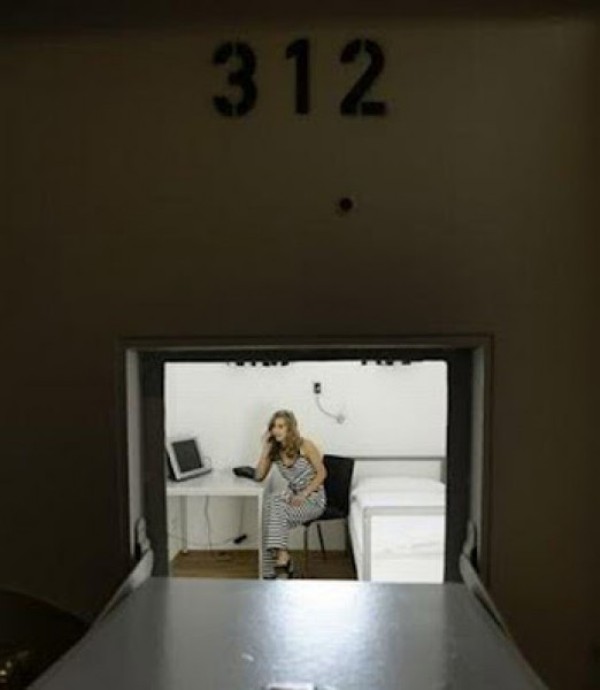 شاهد صور سجن النساء في ألمانيا 2014 - فندق 7 نجوم