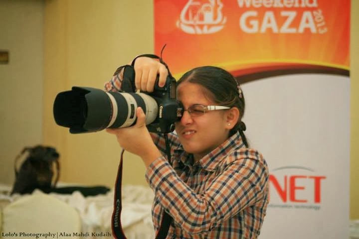 صور ألاء مهدي قديح أصغر مصورة فوتوغرافية فلسطينية