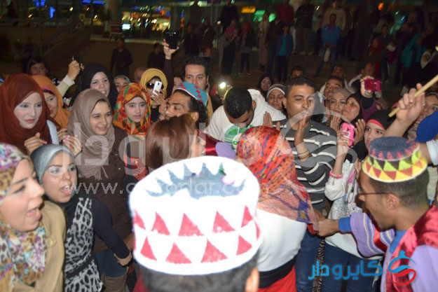 صور استقبال رنا سماحة نجمة ستار اكاديمي 9 في مطار القاهرة
