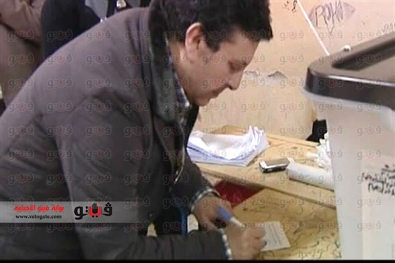 صور هاني شاكر في الاستفتاء على الدستور المصري 2014