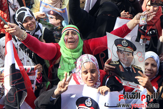 صور احتفال الشعب المصرى بثورة 25 يناير في جميع محافظات مصر اليوم السبت 25 يناير 2014