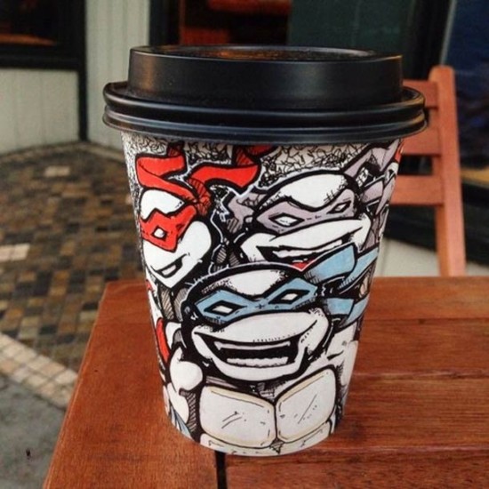 صور فن الرسم على الكؤوس الورقية للقهوة