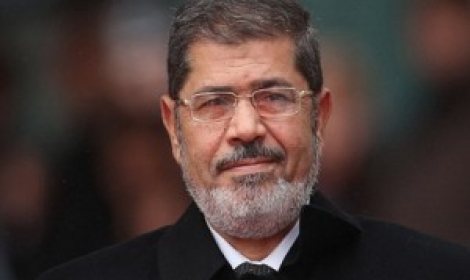 غدا الثلاثاء 28/1/2014 محاكمة مرسى على الهواء مباشرة ومفاجأة داخل القاعة