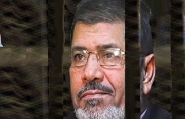 تأجيل محاكمة الرئيس محمد مرسي الى 22/2/2014