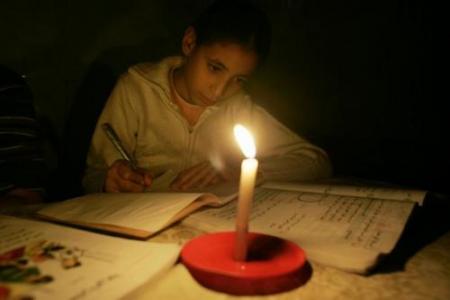 تعرف على اسباب إنقطاع الكهرباء عن مصر هذه الأيام
