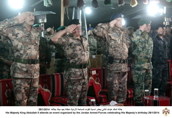 صور الملك عبدالله الثاني في سهرة خاصة مع القوات المسلحة بمناسبة عيد ميلاده